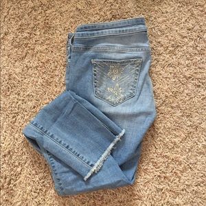 HOLLISTER SKINNY CROP JEANS